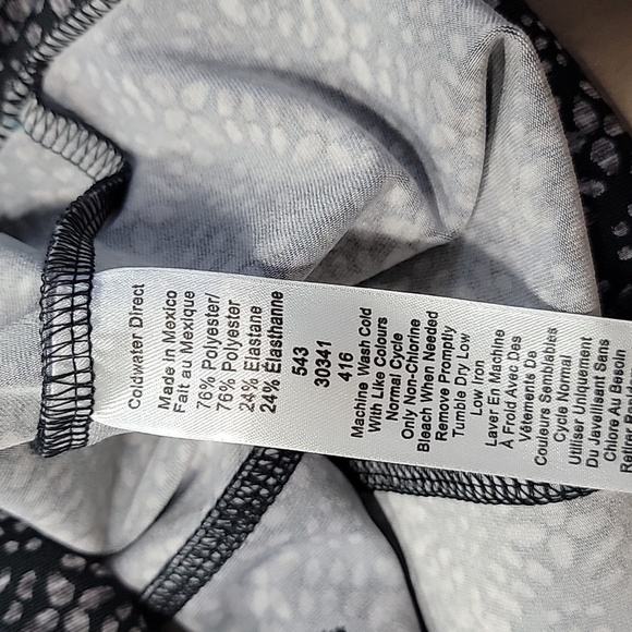 Coldwater Creek, Size Unknown Black Gray Patterned Athletic Jacket, Front Zipper - Picture 10 of 10